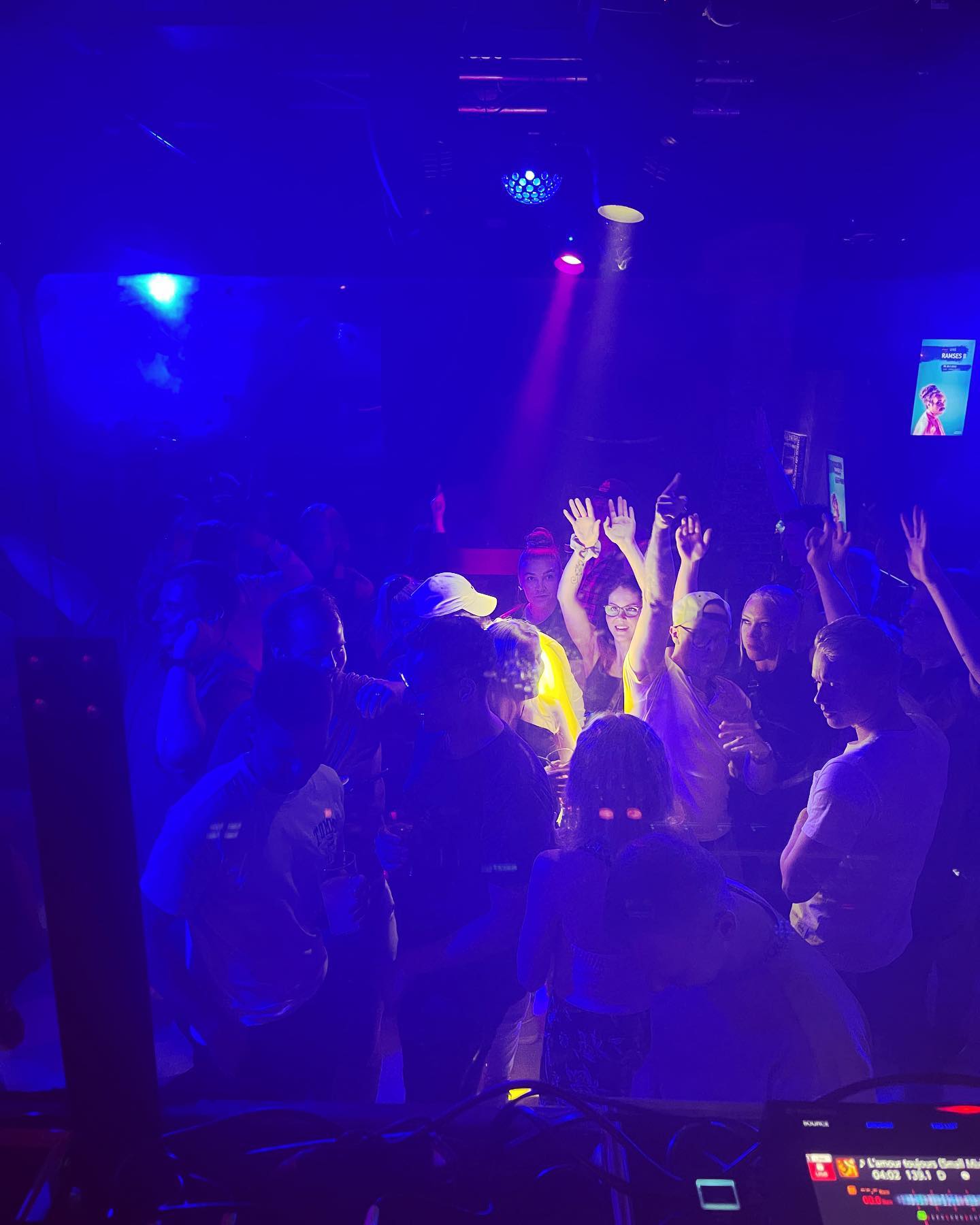 293031275_3213753692222684_8195911908365506161_n